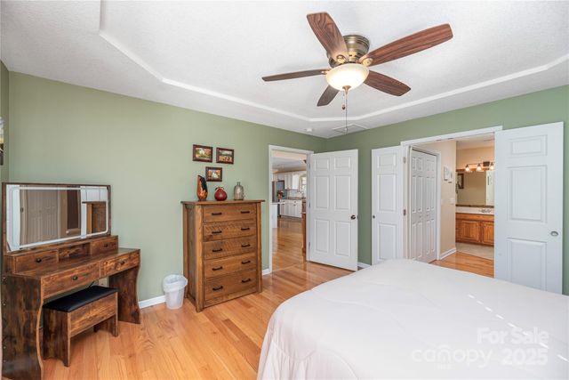 220 George Sutton Road, Waynesville, NC 28785