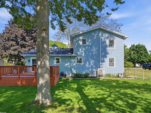 2929 18th Avenue, Port Huron, MI 48060
