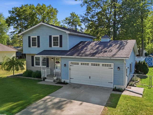 2929 18th Avenue, Port Huron, MI 48060