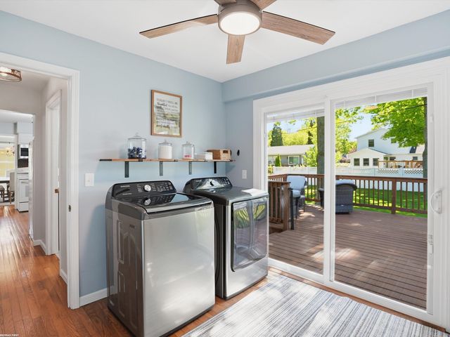 2929 18th Avenue, Port Huron, MI 48060