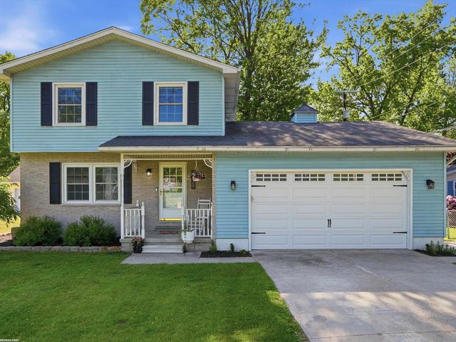 2929 18th Avenue, Port Huron, MI 48060