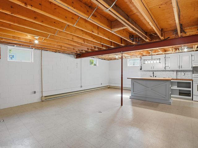 2929 18th Avenue, Port Huron, MI 48060