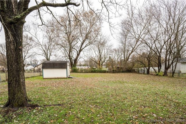 179 5th Street, Charlestown, IN 47111