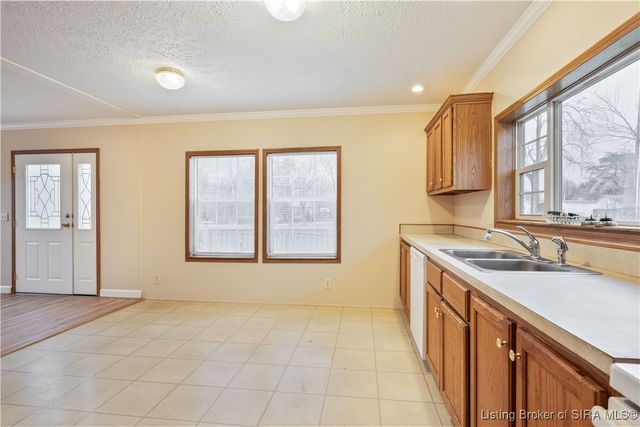 179 5th Street, Charlestown, IN 47111