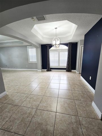 15281 SW 26th Ter, Miami, FL 33185