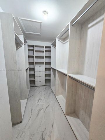 15281 SW 26th Ter, Miami, FL 33185