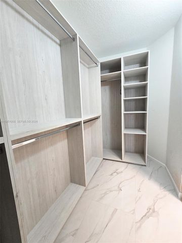 15281 SW 26th Ter, Miami, FL 33185