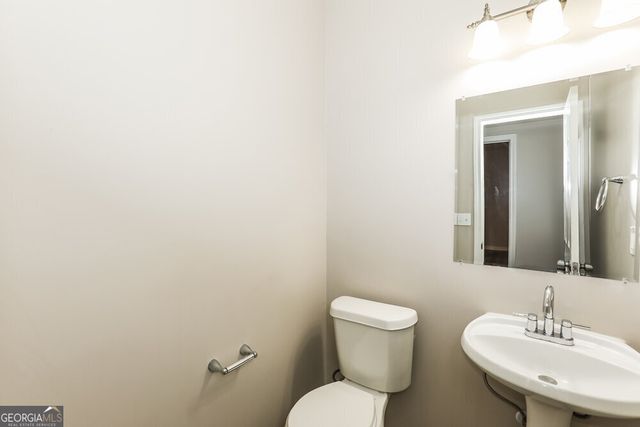 435 Heathcliff Court, Mcdonough, GA 30253