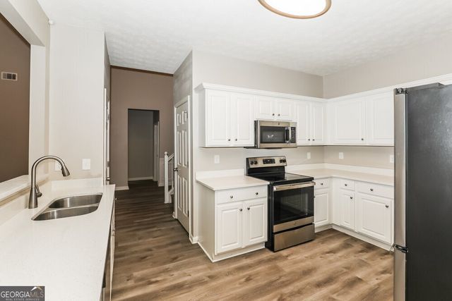 435 Heathcliff Court, Mcdonough, GA 30253