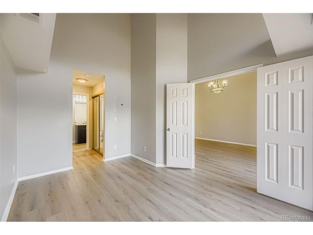 2575 S Syracuse Way M306, Denver, CO 80231
