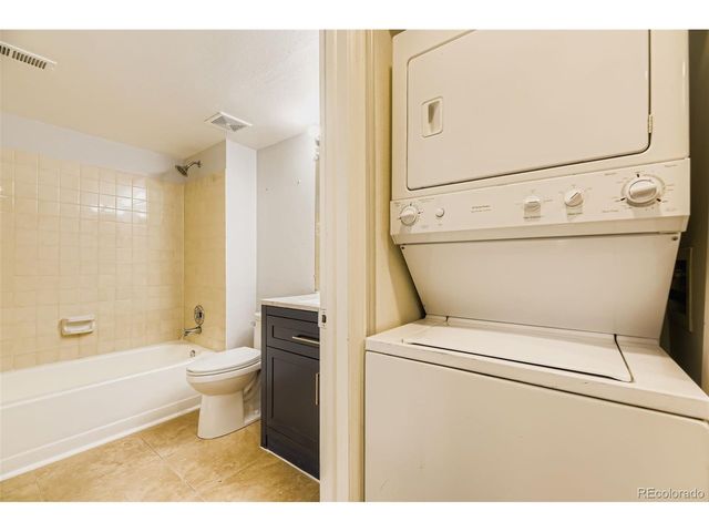 2575 S Syracuse Way M306, Denver, CO 80231