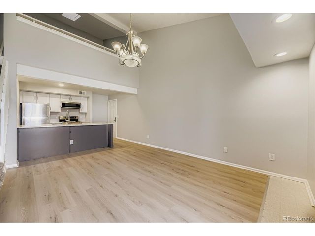 2575 S Syracuse Way M306, Denver, CO 80231