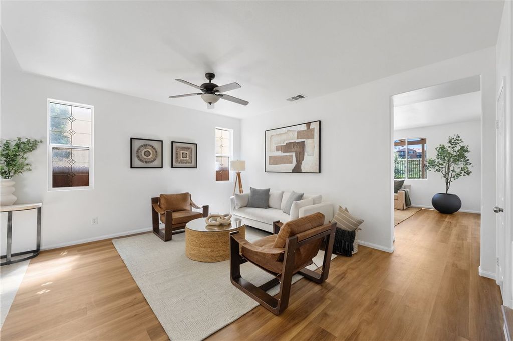 Image 13 of property listing at 45211 Tioga Street, Temecula, CA 92592