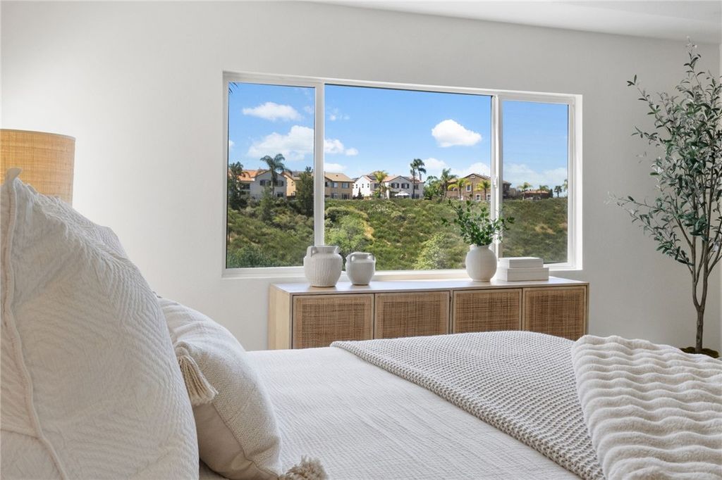 Image 42 of property listing at 45211 Tioga Street, Temecula, CA 92592