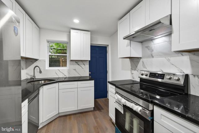 2029 SIGEL ST, Philadelphia, PA 19145