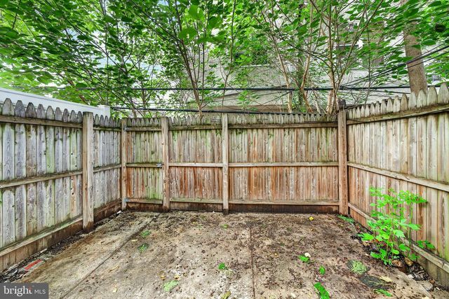 2029 SIGEL ST, Philadelphia, PA 19145
