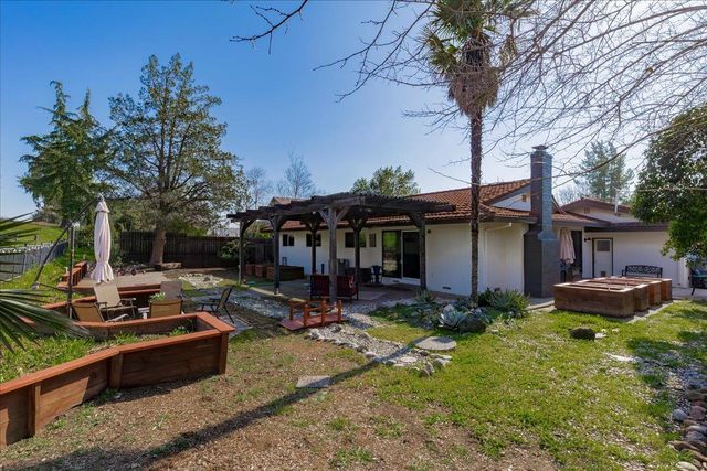 2935 Argonaut Ave, Rocklin, CA 95677