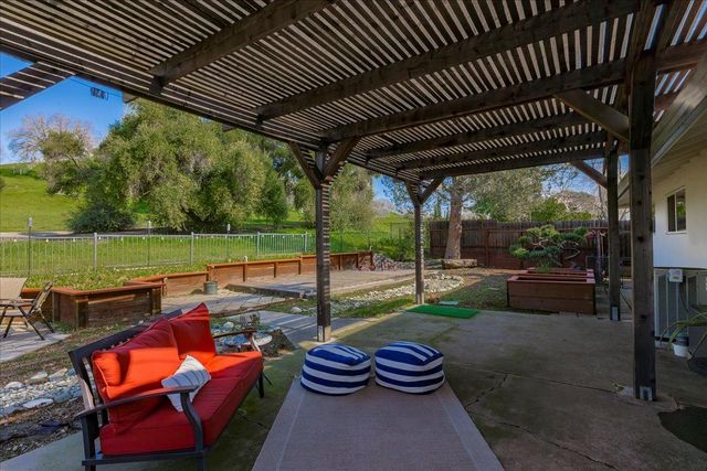 2935 Argonaut Ave, Rocklin, CA 95677