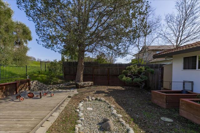 2935 Argonaut Ave, Rocklin, CA 95677