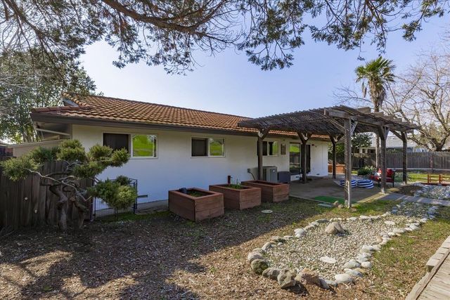 2935 Argonaut Ave, Rocklin, CA 95677