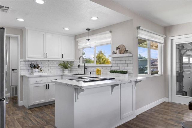 2935 Argonaut Ave, Rocklin, CA 95677