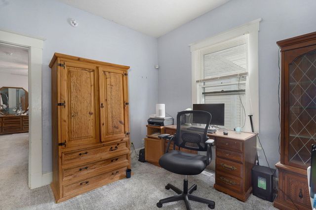 817 W Walnut Street, Springfield, MO 65806