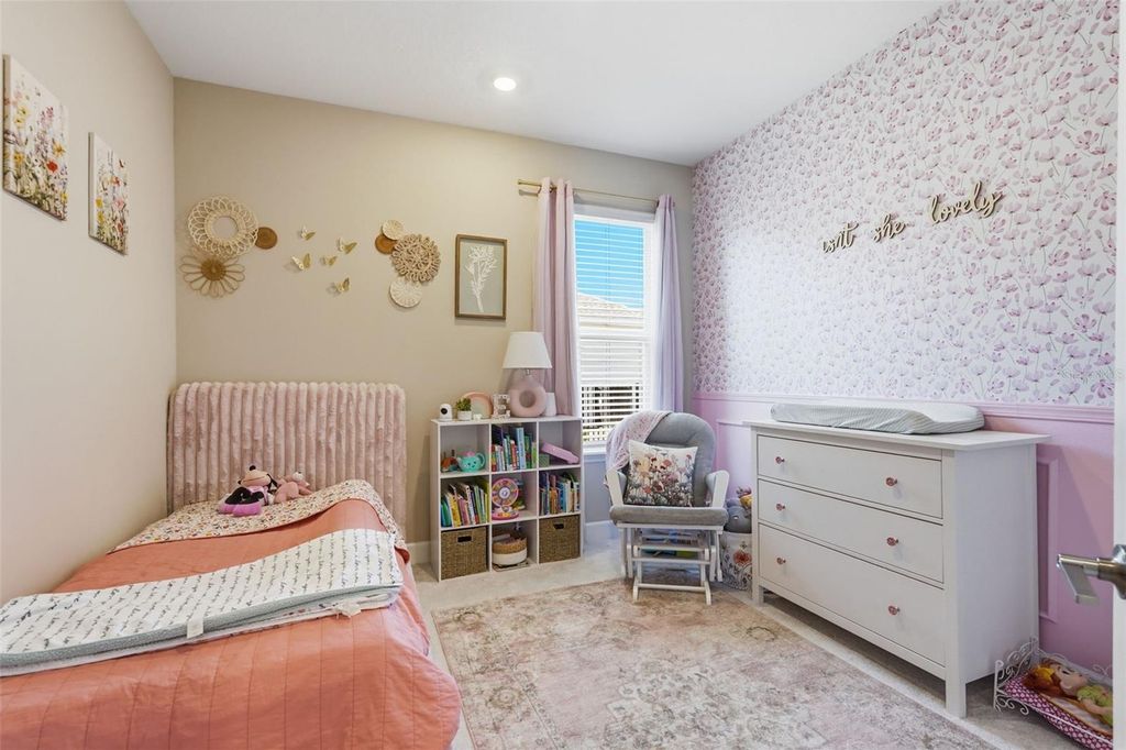 Image 27 of property listing at 16520 STAR GRASS CIRCLE, Bradenton, FL 34211