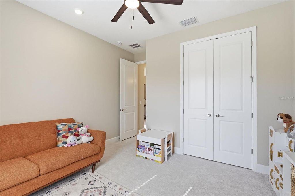 Image 39 of property listing at 16520 STAR GRASS CIRCLE, Bradenton, FL 34211