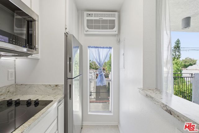 6151 Orange Street 310, Los Angeles, CA 90048