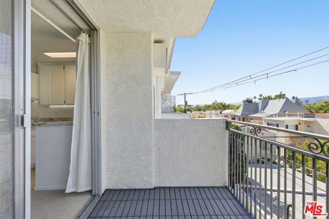 6151 Orange Street 310, Los Angeles, CA 90048