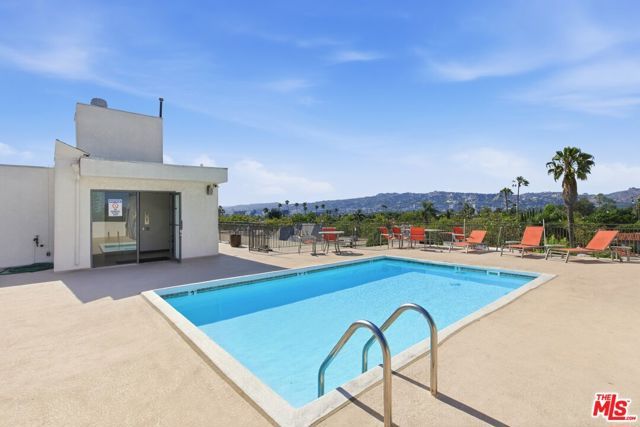 6151 Orange Street 310, Los Angeles, CA 90048