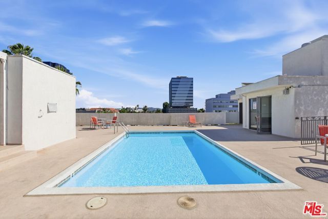 6151 Orange Street 310, Los Angeles, CA 90048