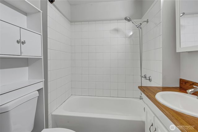 2914 Forest Rim Court S, Puyallup, WA 98374