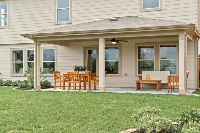 18303 Walnut Canopy Way, Tomball, TX 77377