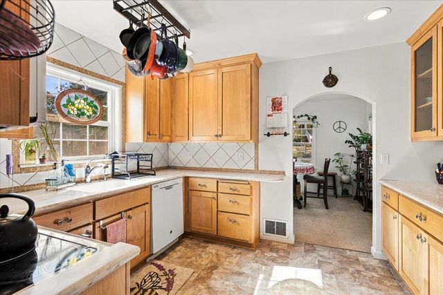 949 Simas Way, Placerville, CA 95667