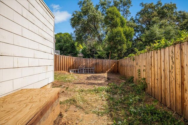 949 Simas Way, Placerville, CA 95667