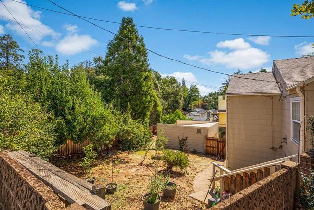 949 Simas Way, Placerville, CA 95667
