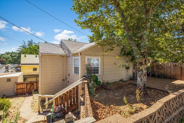 949 Simas Way, Placerville, CA 95667