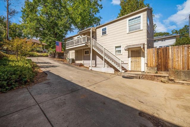 949 Simas Way, Placerville, CA 95667