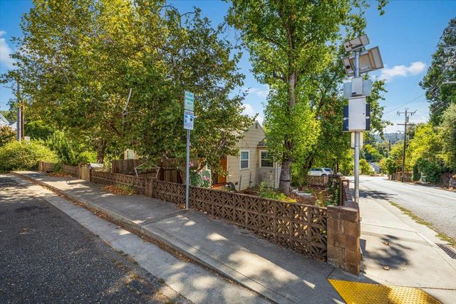 949 Simas Way, Placerville, CA 95667