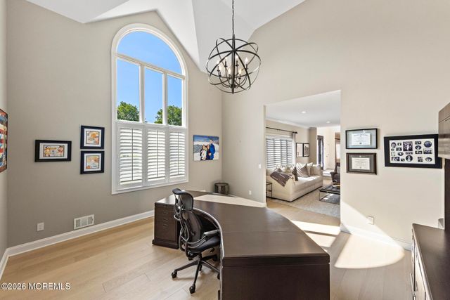 2 Victorian Hill, Manalapan, NJ 07726