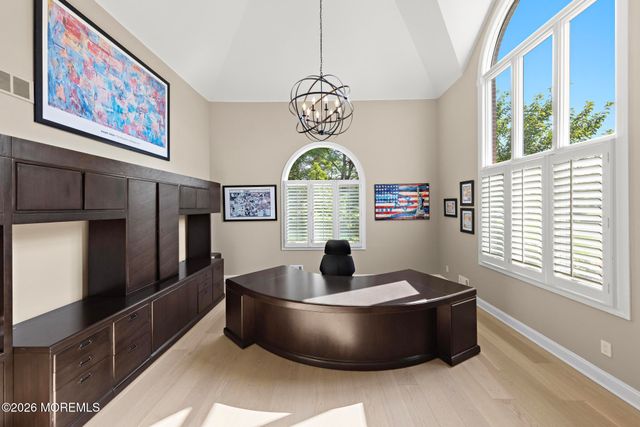 2 Victorian Hill, Manalapan, NJ 07726