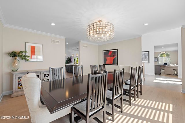 2 Victorian Hill, Manalapan, NJ 07726