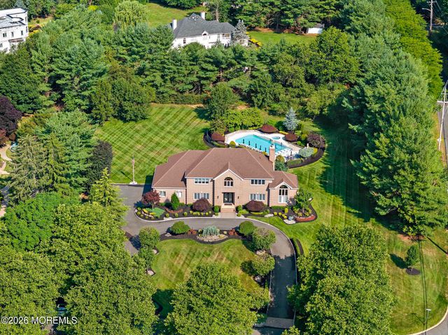 2 Victorian Hill, Manalapan, NJ 07726