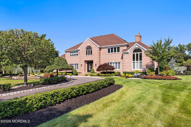 2 Victorian Hill, Manalapan, NJ 07726