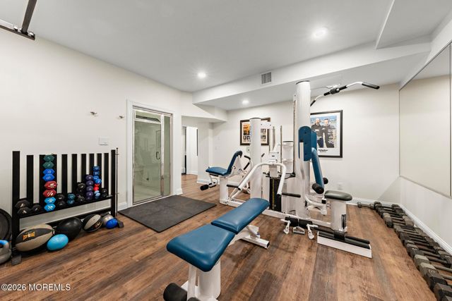 2 Victorian Hill, Manalapan, NJ 07726