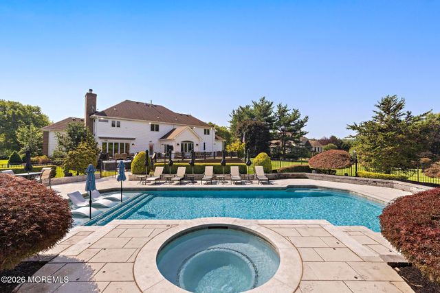 2 Victorian Hill, Manalapan, NJ 07726
