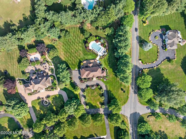 2 Victorian Hill, Manalapan, NJ 07726