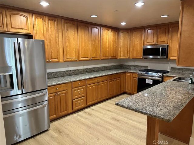 722 S Oxford Avenue 103, Los Angeles, CA 90005
