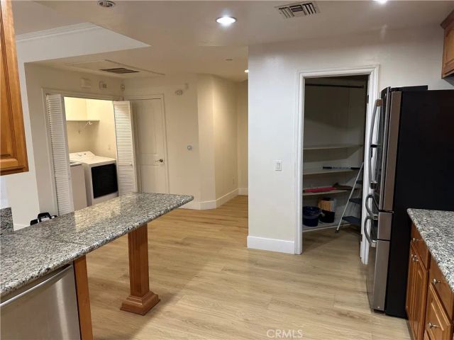 722 S Oxford Avenue 103, Los Angeles, CA 90005